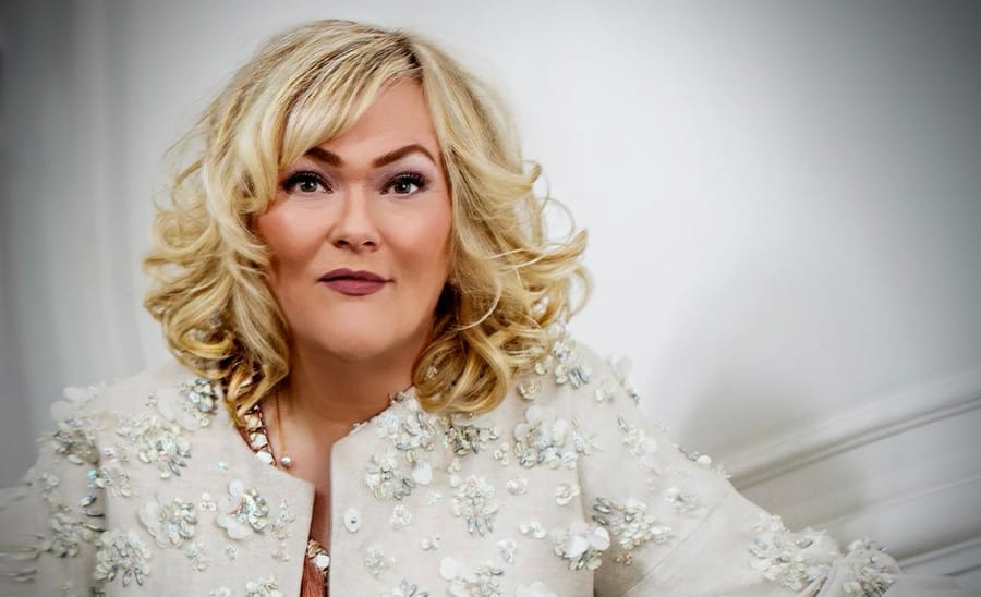 Marie Carmen Koppel i Øster Bjerregrav Kirke – Randers