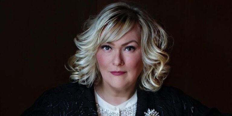 Koncert Marie Carmen Koppel i Fredens Kirke – Odense C